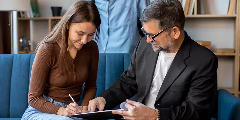 Our Specialized US Business Visa Application Services in Hungary